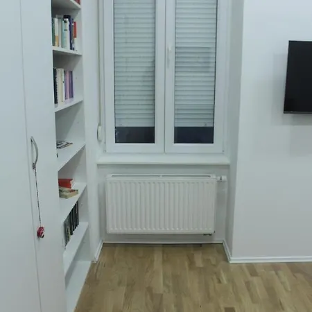Studio Apartman Poppy By Ambasador Zagreb Exterior photo