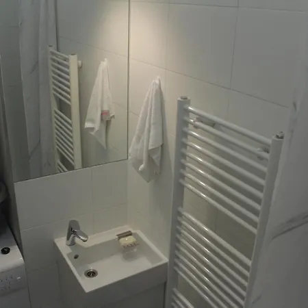 Studio Apartman Poppy By Ambasador Zagreb Exterior photo